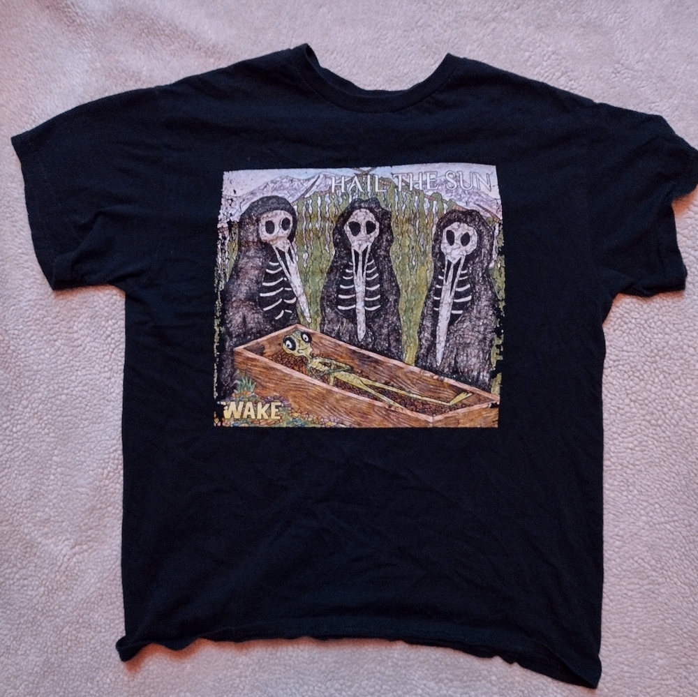 Hail the Sun Wake Black Tee Size M
